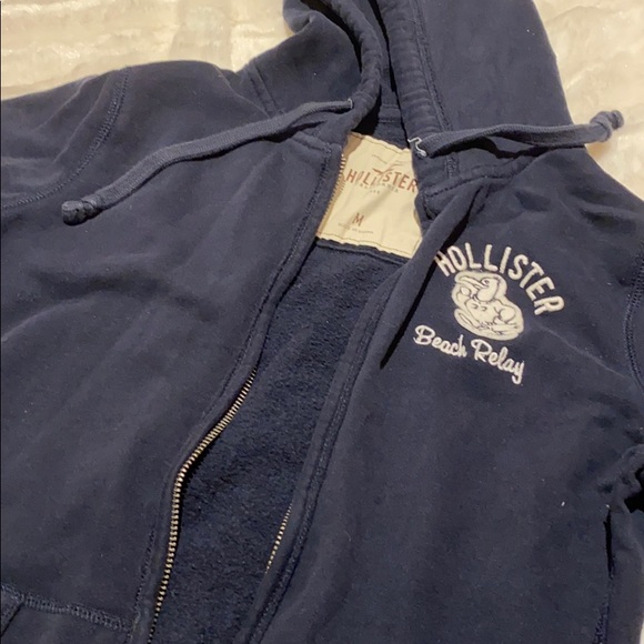 Hollister hoodie - Picture 2 of 6